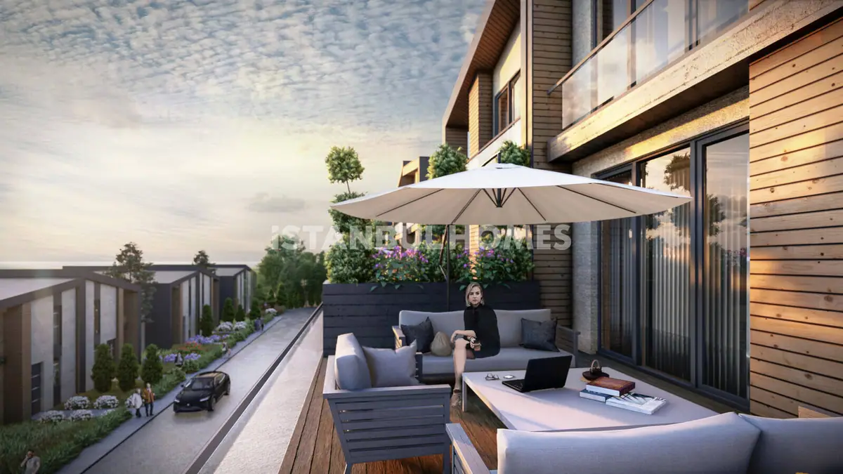 Land plot in Istanbul - 5