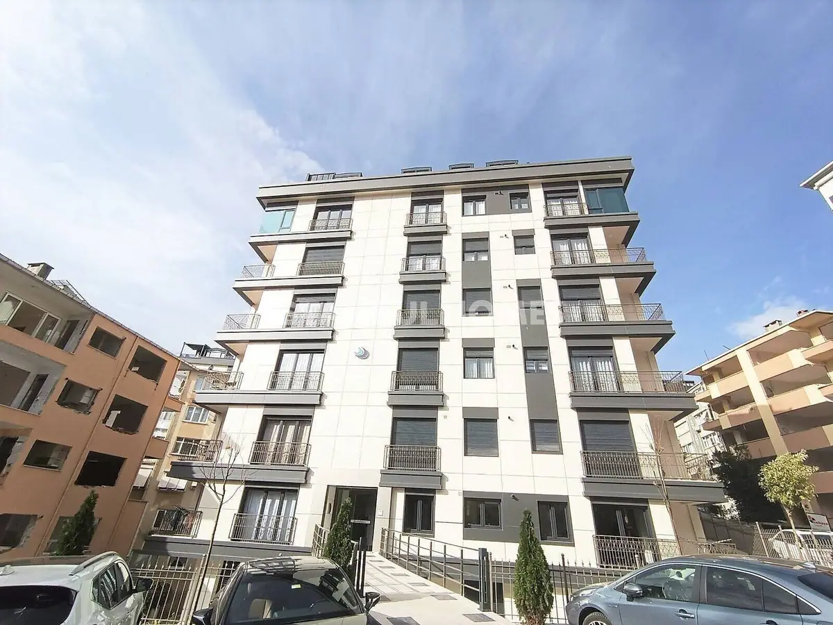 Apartment in Istanbul - 2