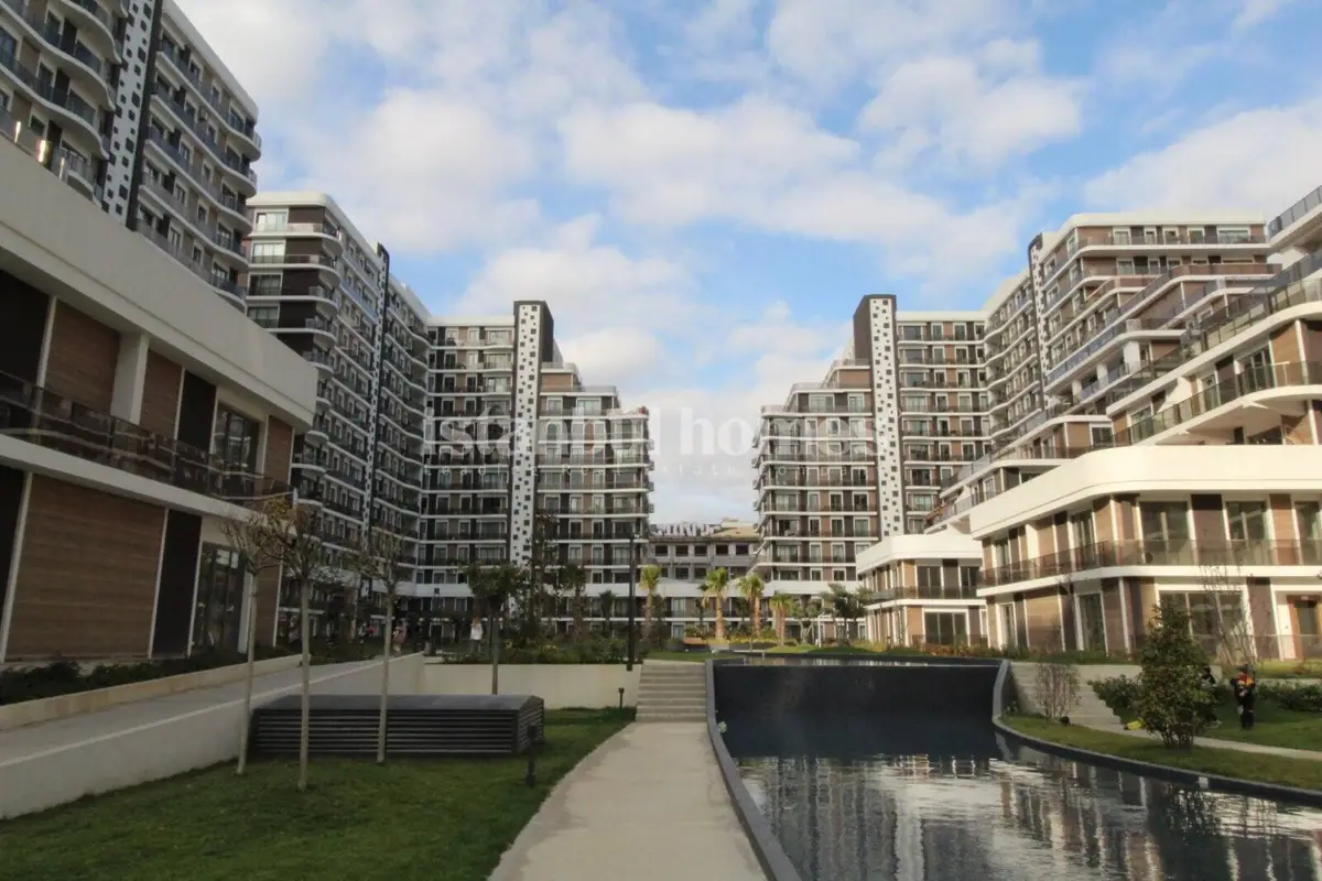 Apartment 145 m² in Istanbul - 4