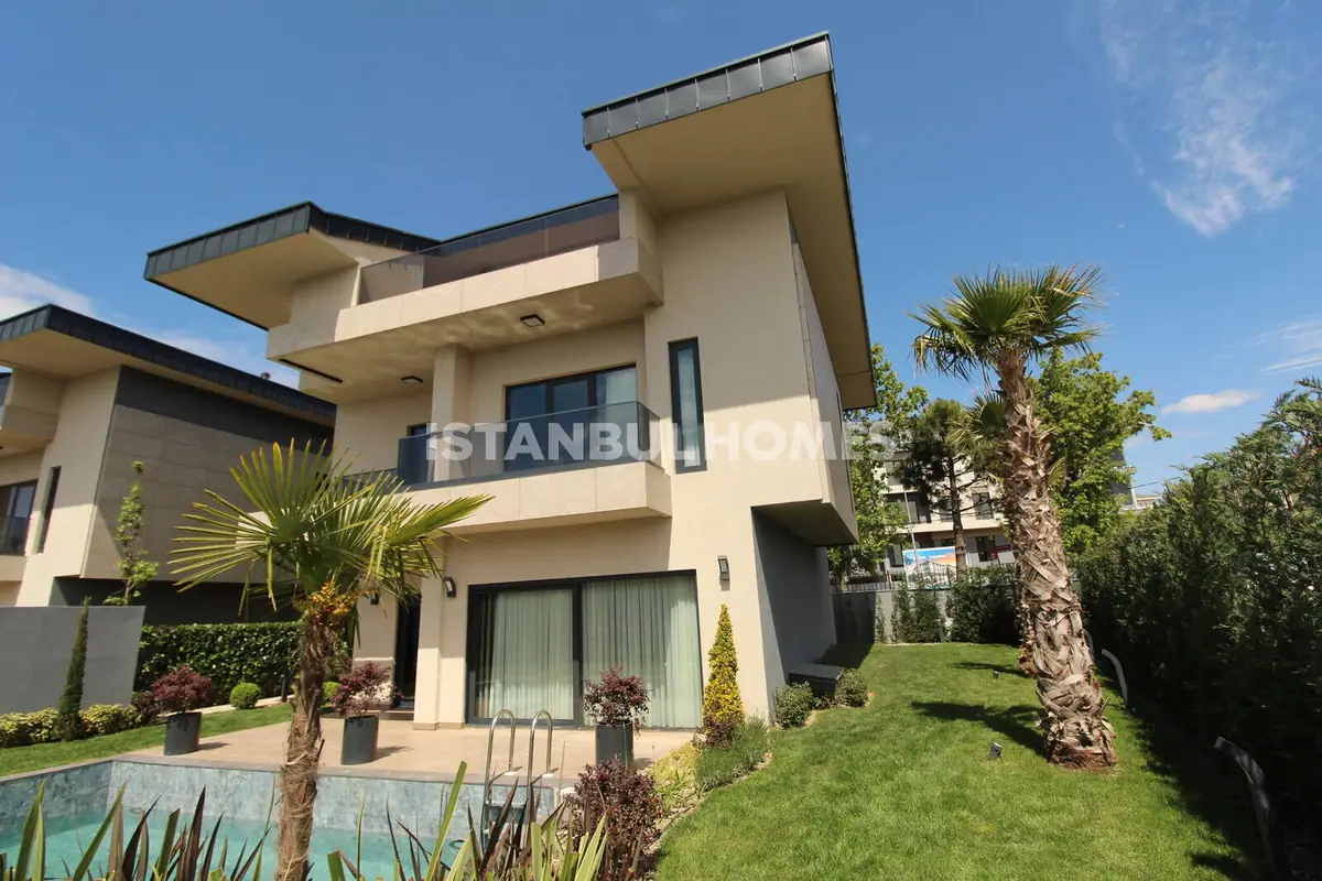 Apartment 289 m² in Istanbul - 2
