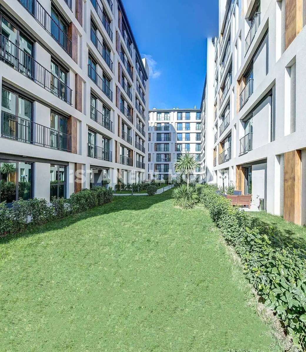 Apartment in Istanbul - 4