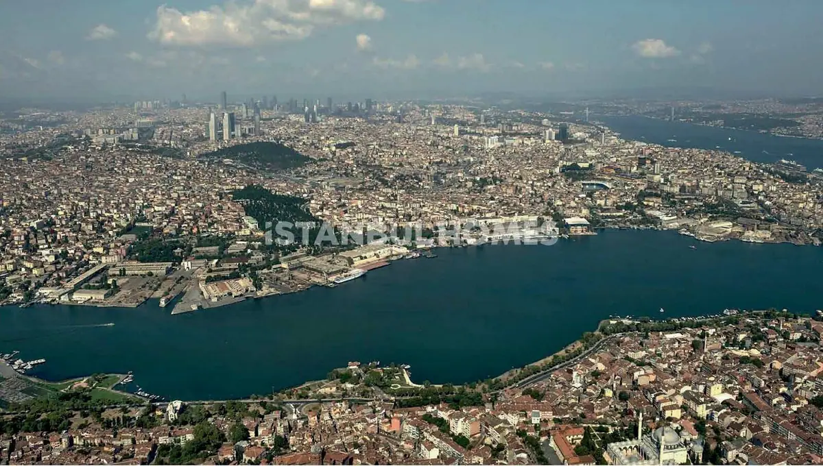 Apartment 95 m² in Istanbul - 2