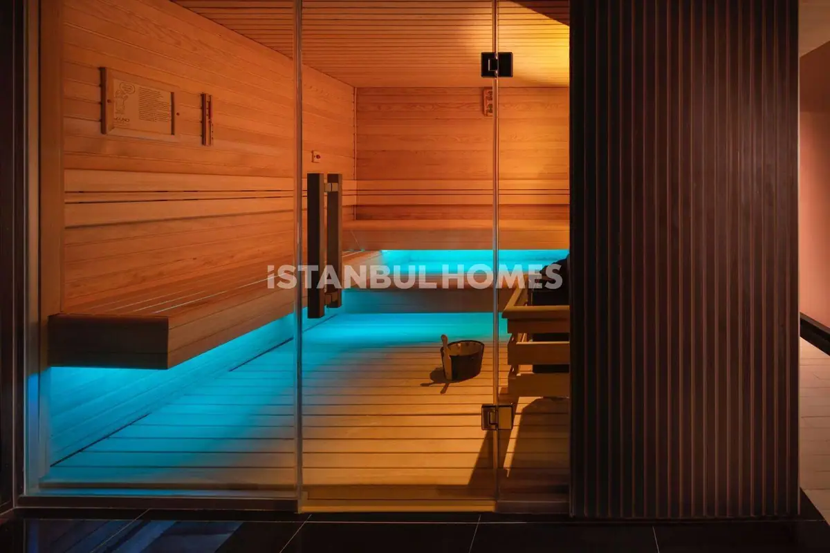 Commercial property in Istanbul - 2
