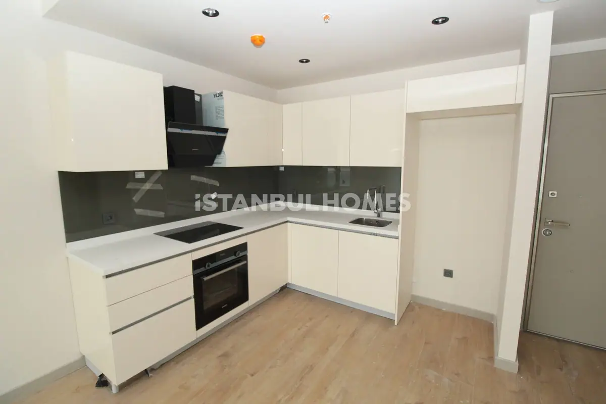 Apartment in Istanbul - 4