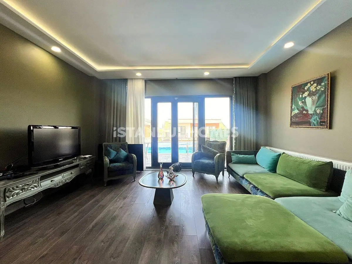 Villa in Istanbul - 6