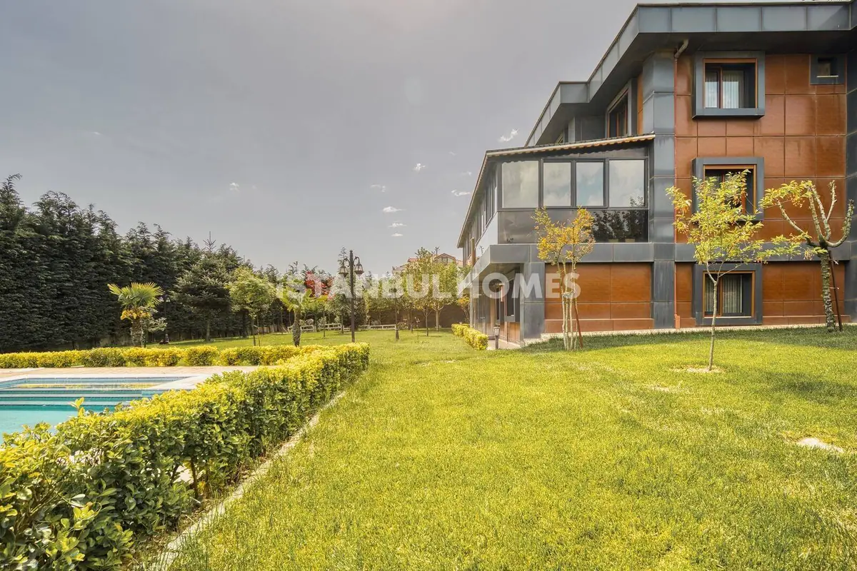 Villa in Istanbul - 3
