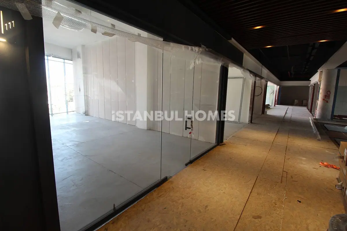 Commercial property in Istanbul - 5