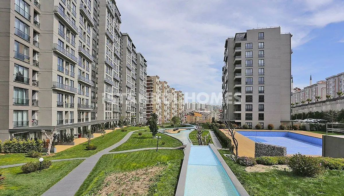 Apartment 72 m² in Istanbul - 2