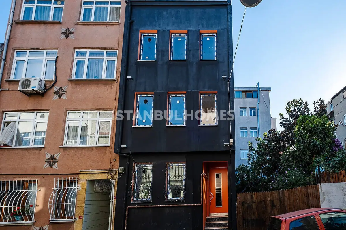 Apartment in Istanbul - 2