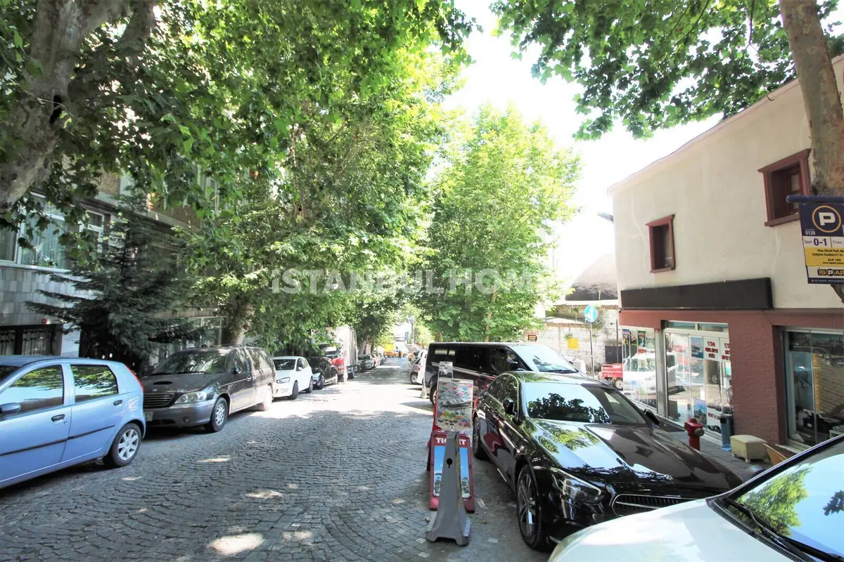 Apartment in Istanbul - 2