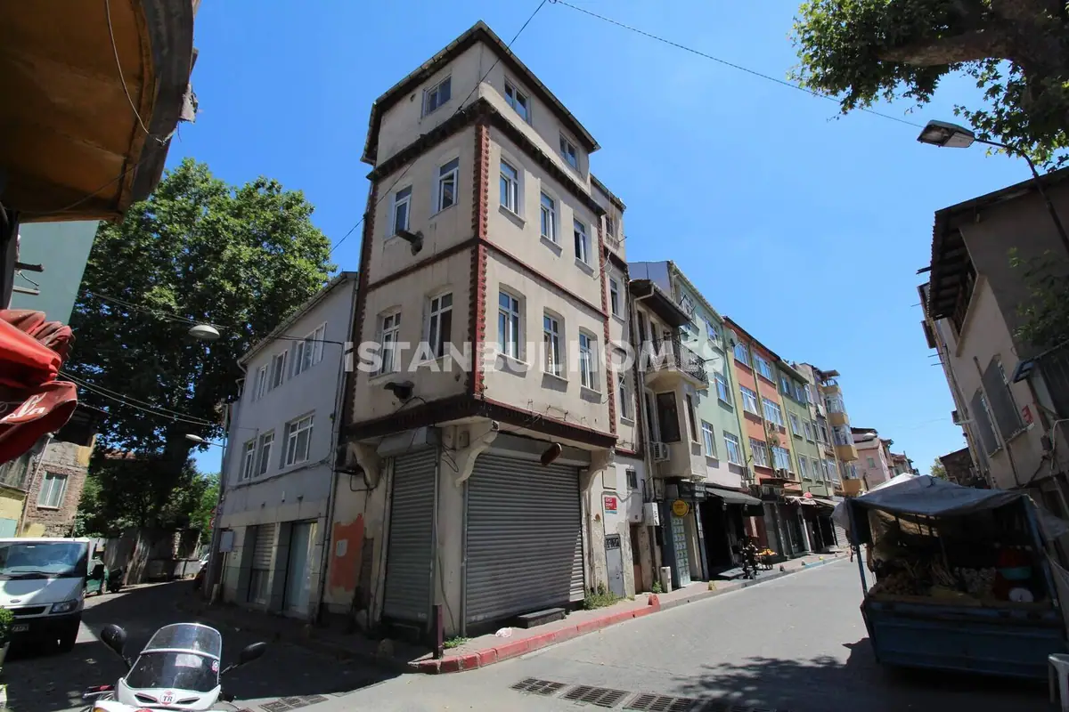 Apartment in Istanbul - 2