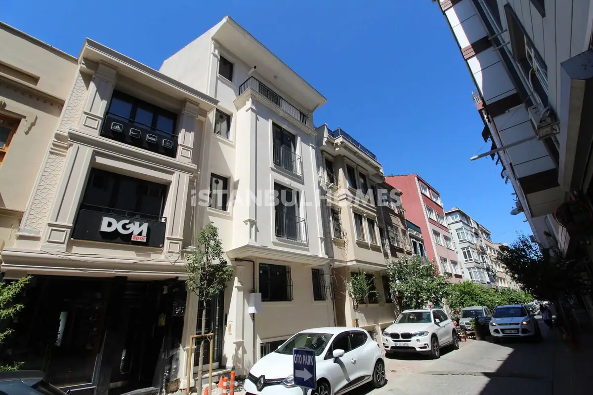 Apartment in Istanbul - 4