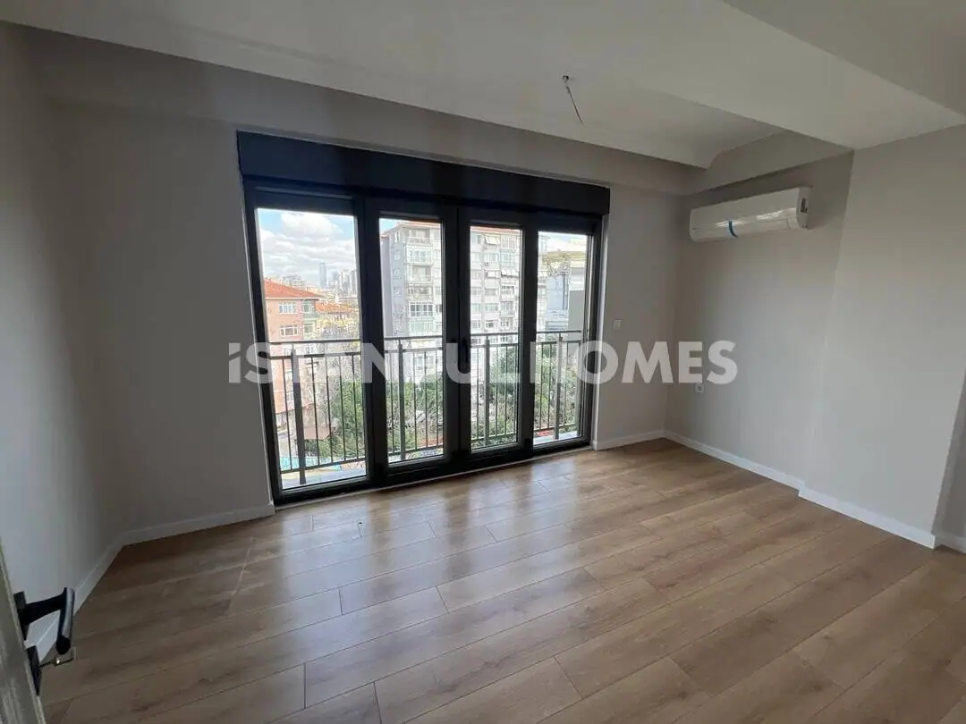 Apartment in Istanbul - 4