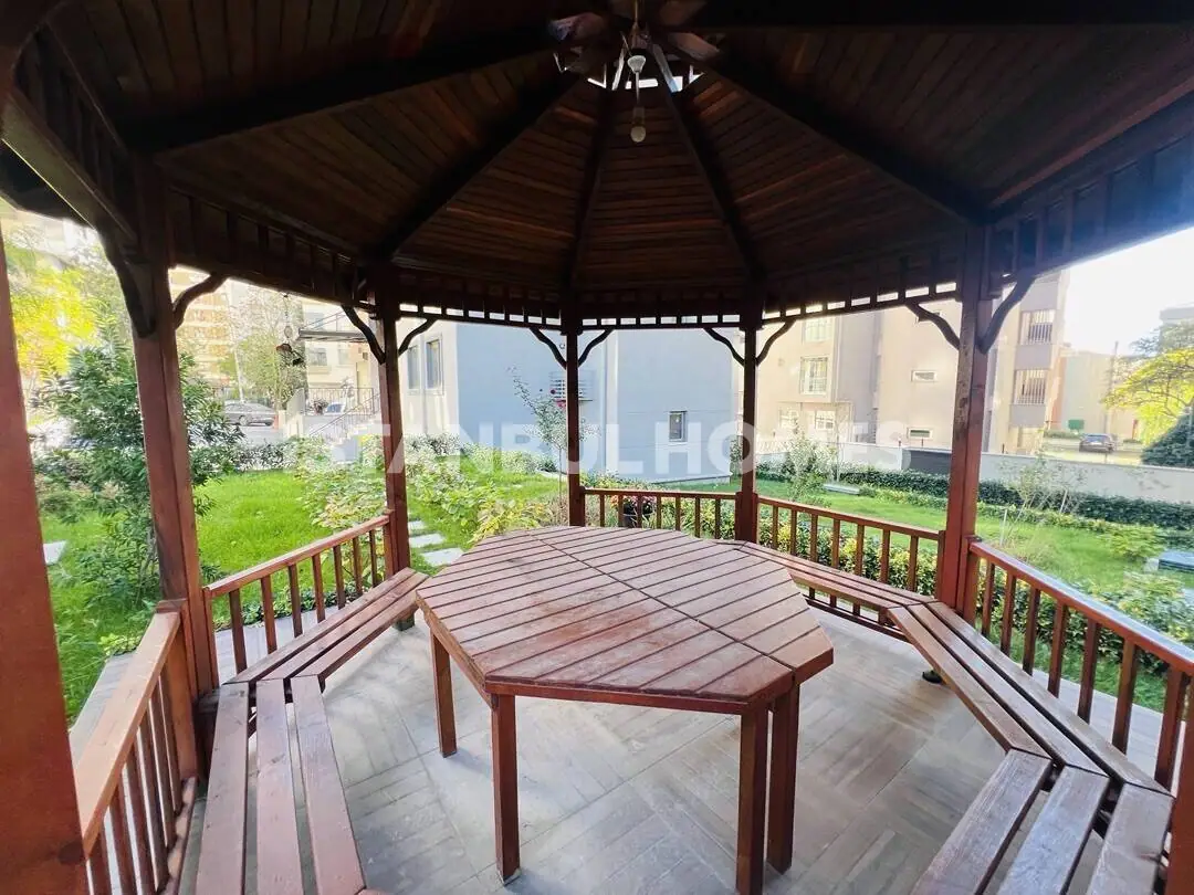 Apartment in Istanbul - 3