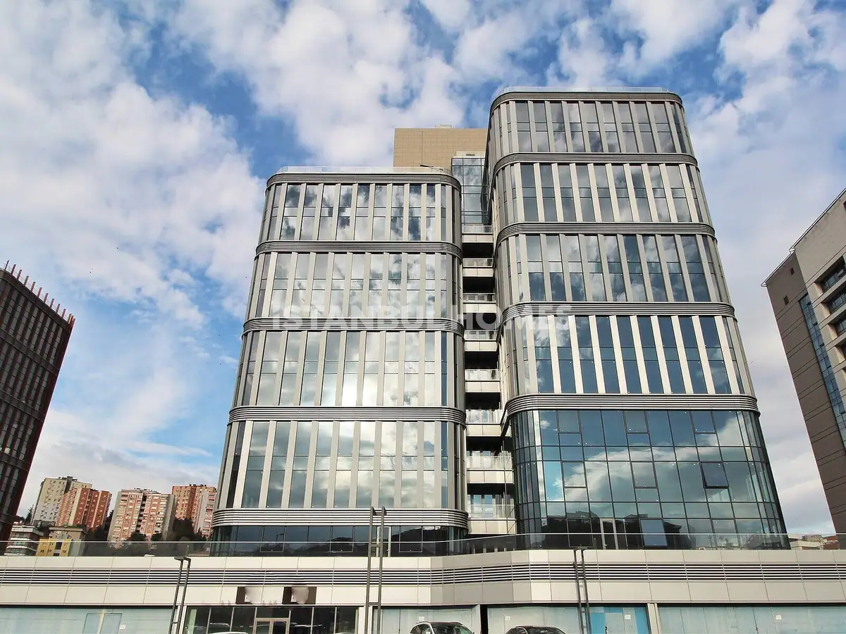 Apartment 81 m² in Istanbul - 4