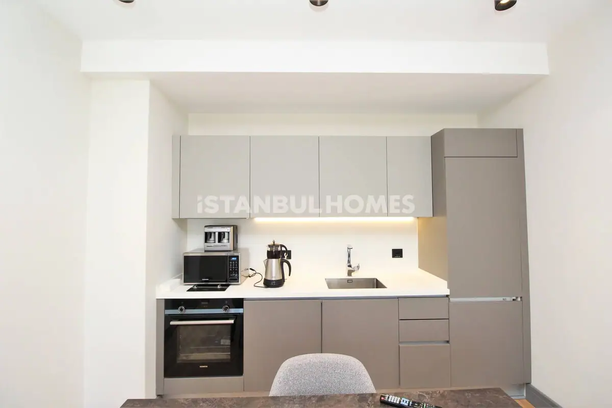 Apartment 84 m² in Istanbul - 10