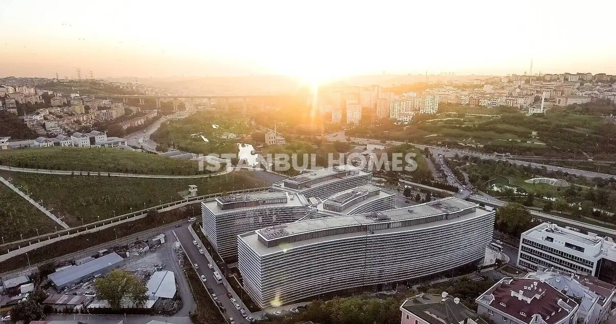 Commercial property 61 m² in Istanbul - 4