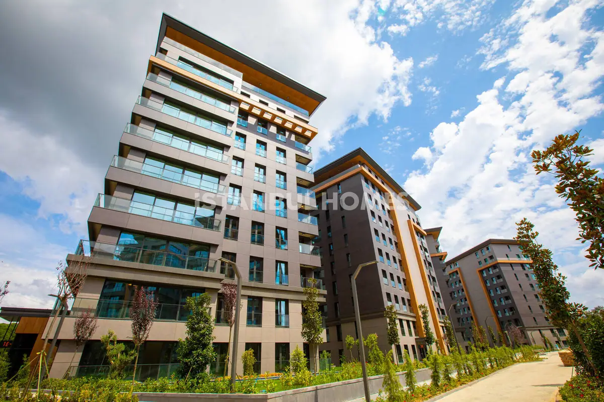 Commercial property 133 m² in Istanbul - 4