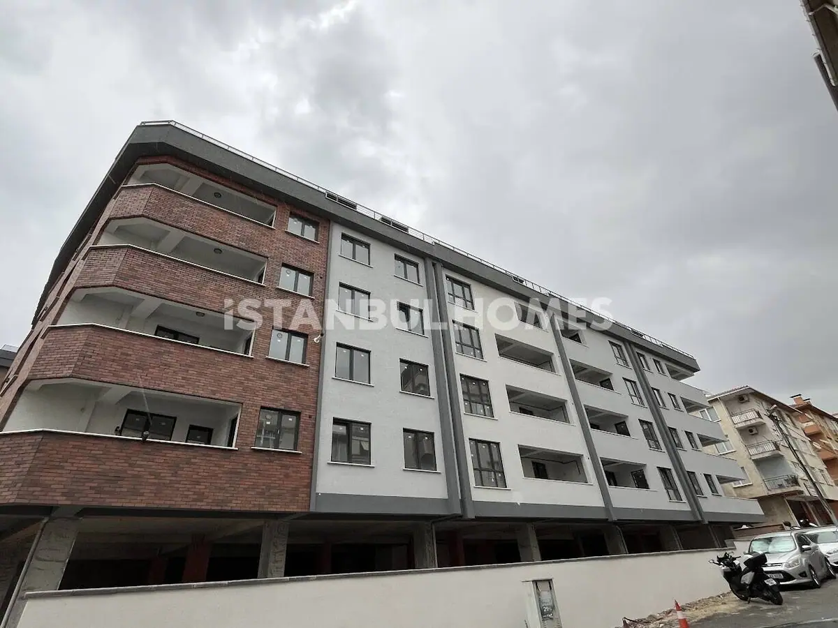 Apartment 99 m² in Istanbul - 4
