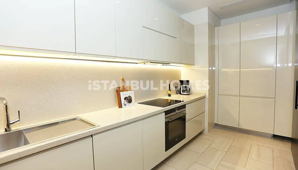 Apartment 78 m² in Istanbul - 8