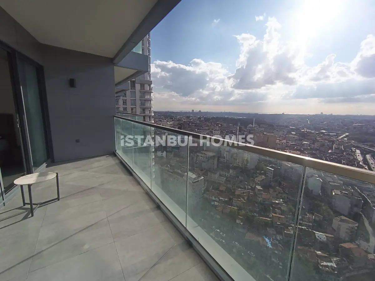 Apartment in Istanbul - 2