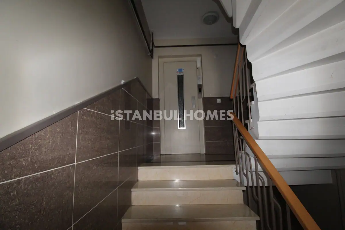 Apartment in Istanbul - 3