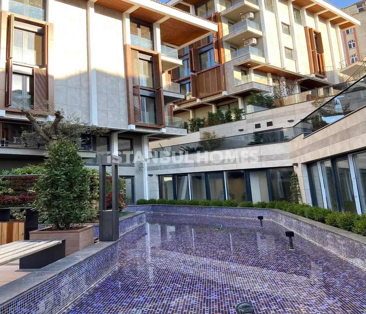 Apartment in Istanbul - 3