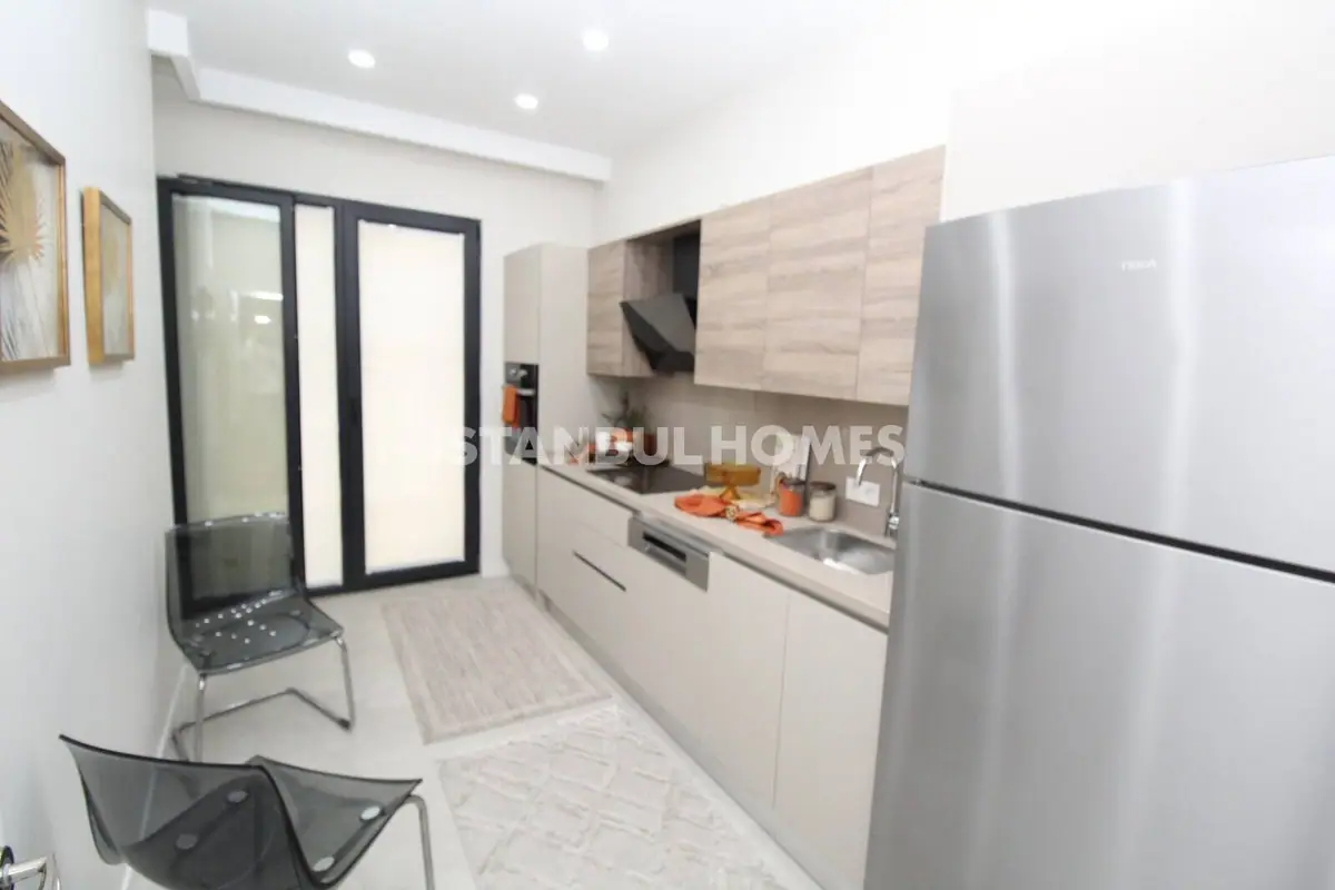 Apartment 73 m² in Istanbul - 8