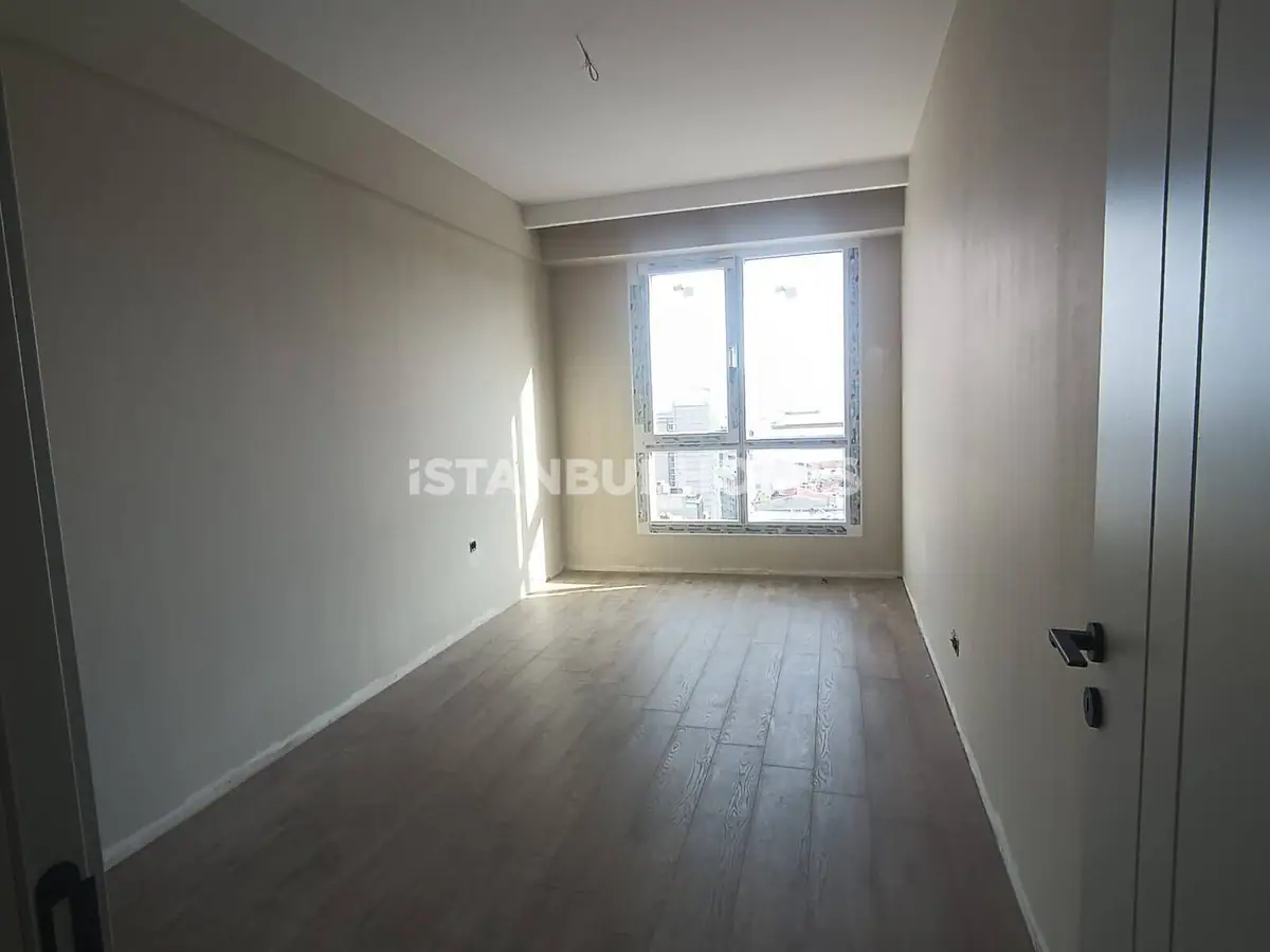 Apartment in Istanbul - 9