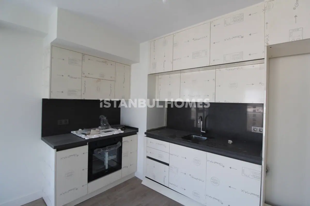 Apartment in Istanbul - 4