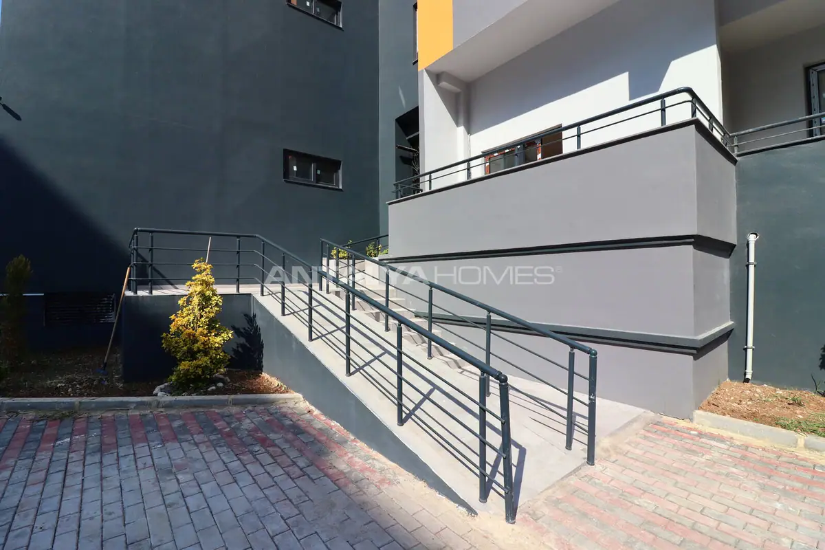 Apartment in Mersin - 4